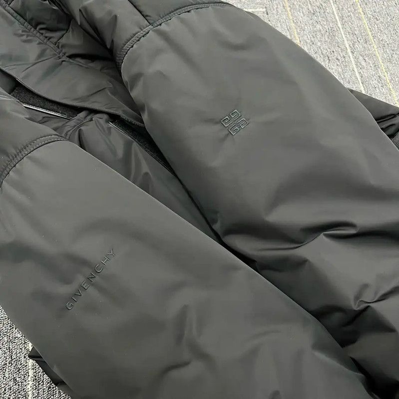 Givenchy Givenchy Black Embroidered Logo Long Down Jacket 0089 Size US XL / EU 56 / 4 - 4 Thumbnail