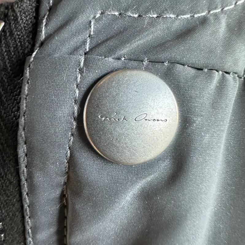 Rick Owens Rick Owens Silver Nylon Men's Down Jacket 0089 Size US L / EU 52-54 / 3 - 3 Thumbnail