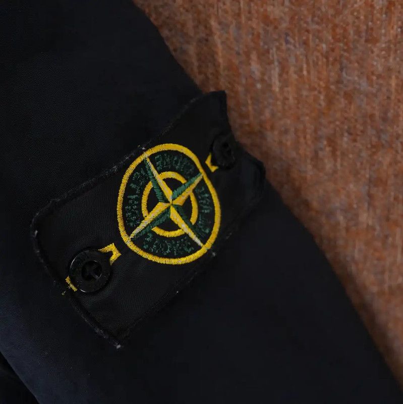 Stone Island Stone Island Men's Black Embroidered Down Jacket 0089 Size US M / EU 48-50 / 2 - 4 Thumbnail