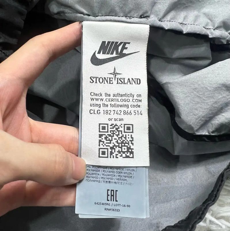 Stone Island Stone Island Men's Black Lightweight Jacket 0089 Size US S / EU 44-46 / 1 - 4 Thumbnail