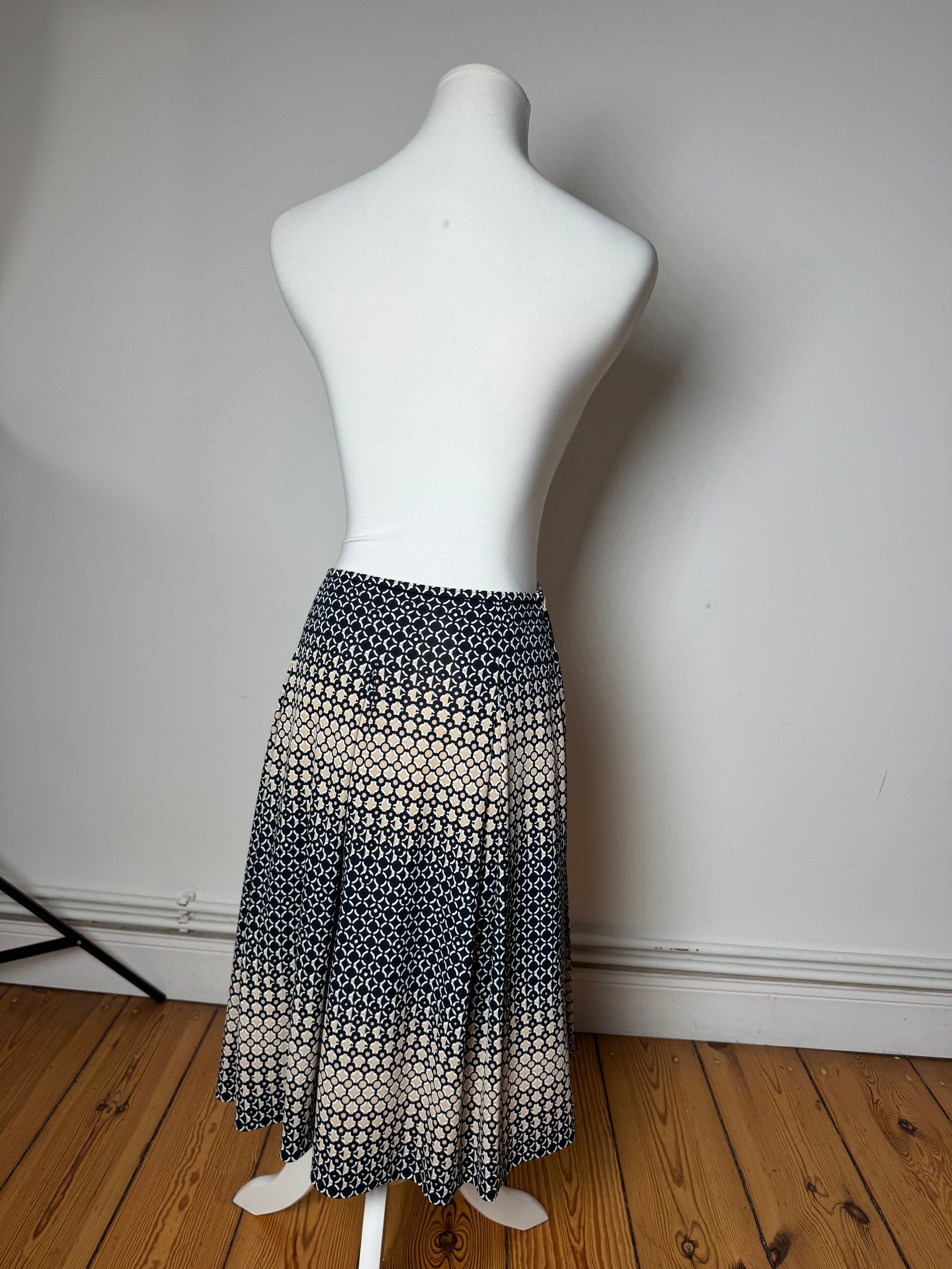 Courreges Vintage Givenchy Skirt Brown Black 36/S Size 30" / US 8 / IT 44 - 3 Thumbnail