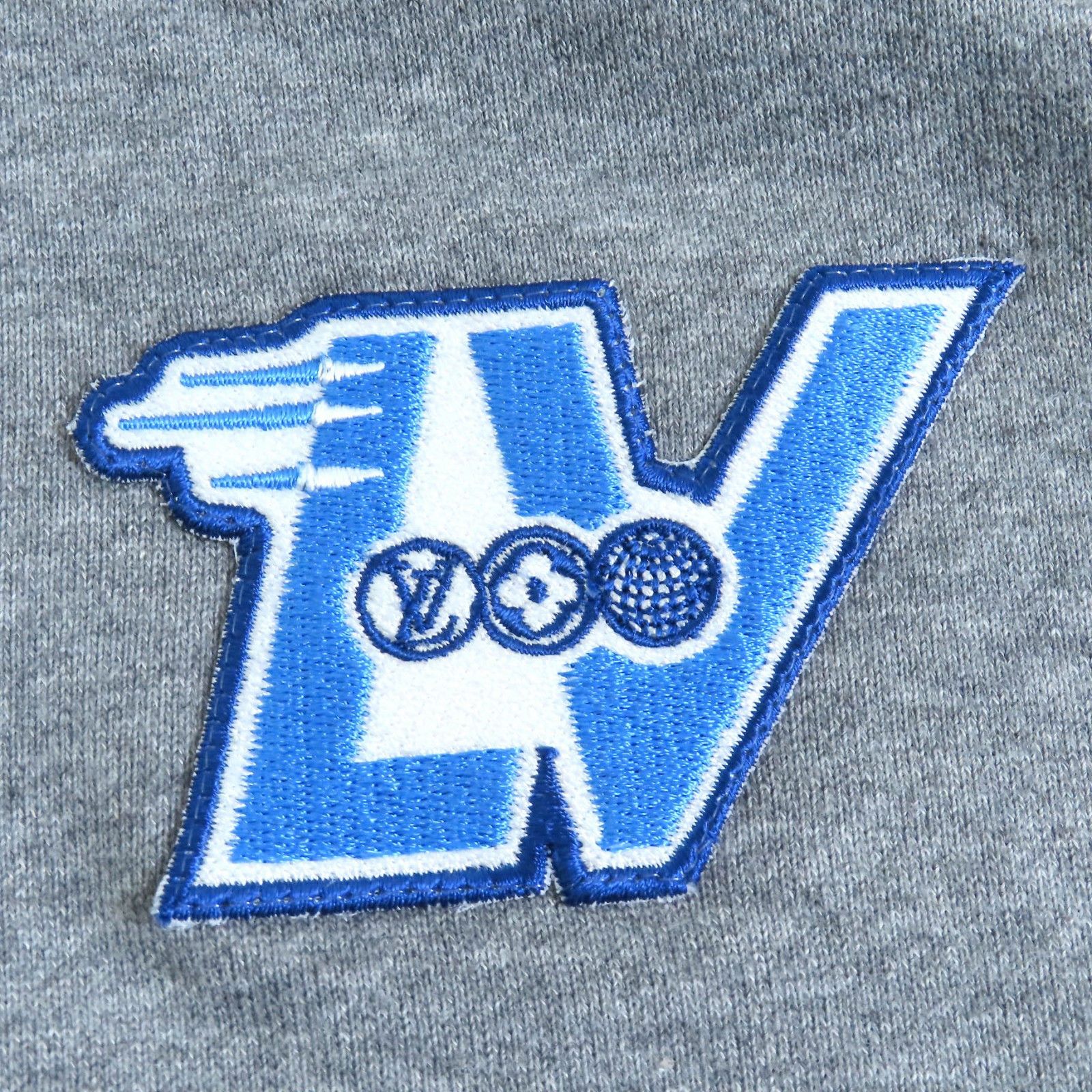 Louis Vuitton Louis Vuitton Louis Vuitton LV Flight Mode Cropped Hoodie Hoodie Cotton Sweatshirts & Hoodies 1AAOLZ DUTY FREE for USA Size ONE SIZE - 6 Thumbnail