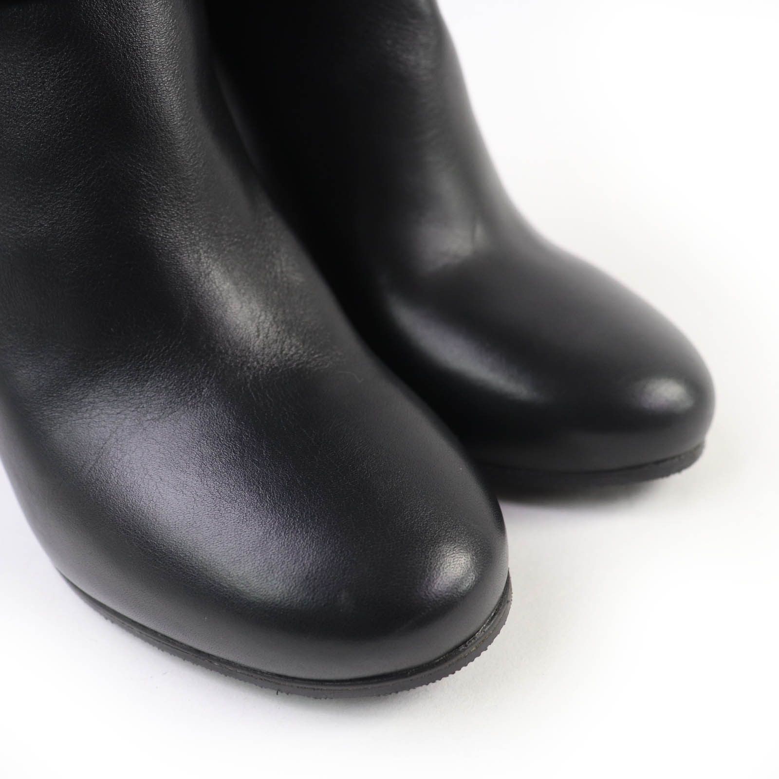 Louis Vuitton Louis Vuitton Louis Vuitton Leather Short Boots Leather Shoes DUTY FREE for USA Size ONE SIZE - 7 Thumbnail
