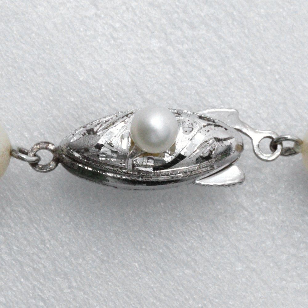 Other Other Pearl Silver Necklace Metal Necklace DUTY FREE for USA Size ONE SIZE - 5 Thumbnail