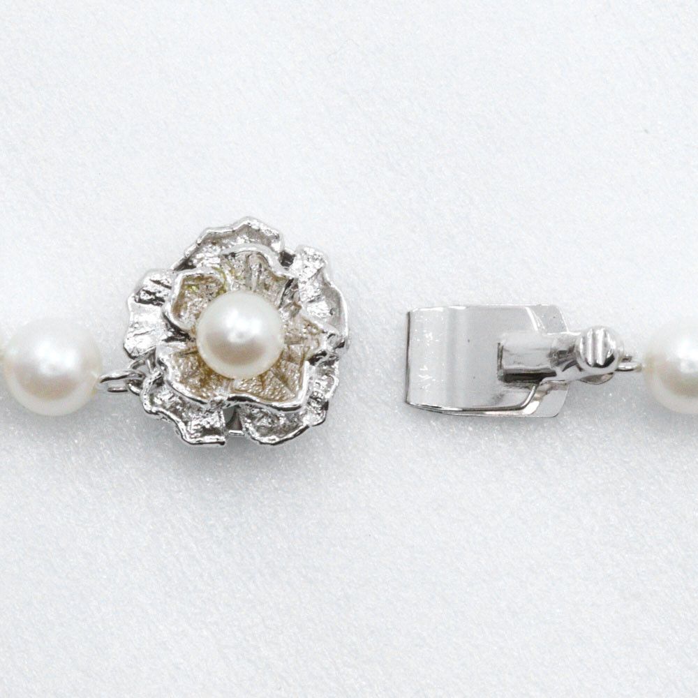 Other Other Pearl Silver Necklace Metal Necklace DUTY FREE for USA Size ONE SIZE - 6 Thumbnail