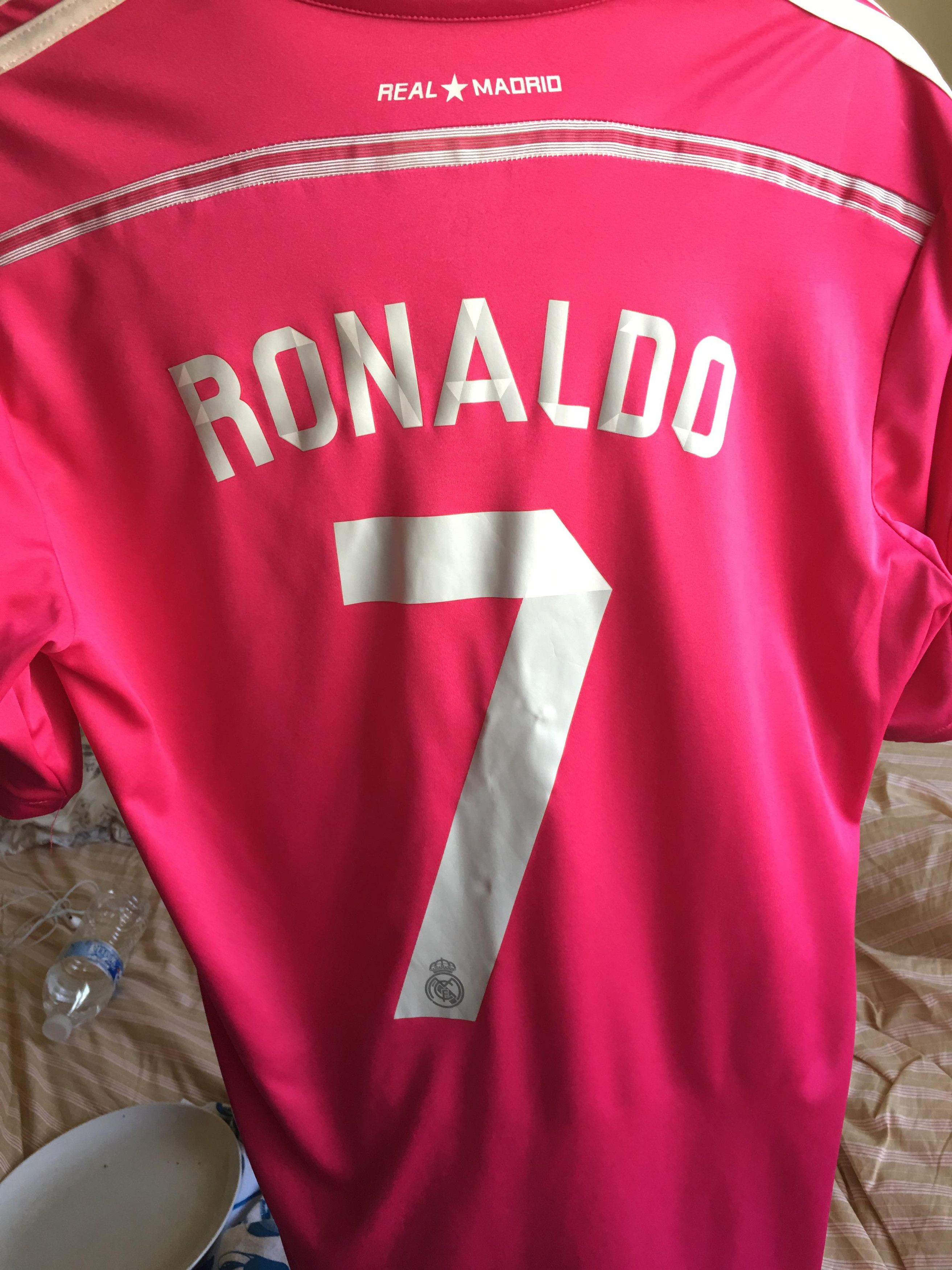 Adidas Pink Real Madrid kit Size US M / EU 48-50 / 2 - 2 Preview
