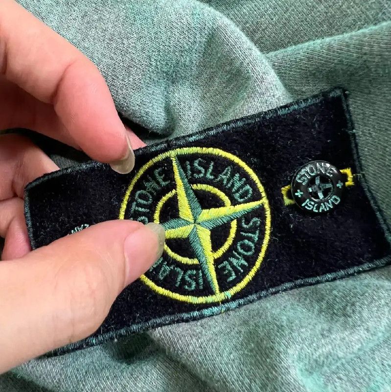 Stone Island Stone Island Men's Light Gray Sweatshirt 0089 Size US S / EU 44-46 / 1 - 5 Thumbnail