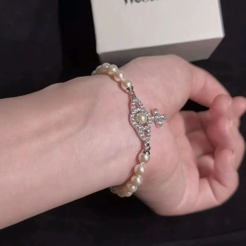 Vivienne Westwood Vivienne Westwood Silver Pearl Alloy Bracelet 0089 Size ONE SIZE - 7 Thumbnail