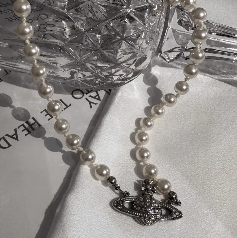 Vivienne Westwood Vivienne Westwood White Crystal Necklace 39cm 0089 Size ONE SIZE - 7 Thumbnail