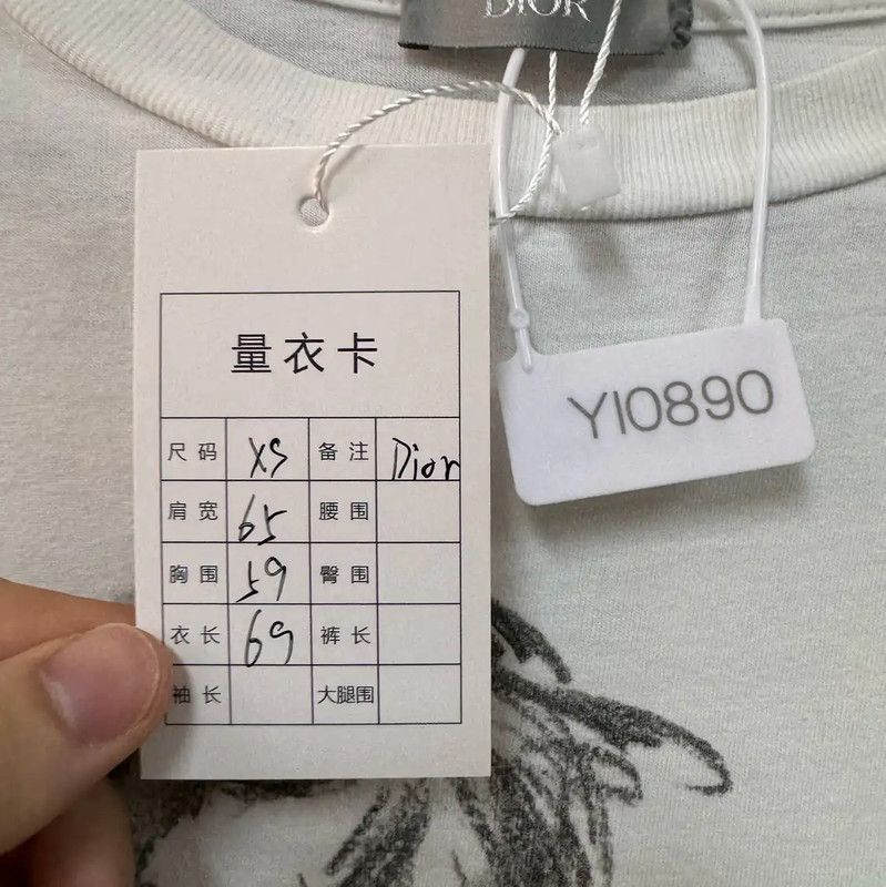 Dior Dior Men's White Cotton T-Shirt with Dog Print 0089 Size US XS / EU 42 / 0 - 6 Thumbnail