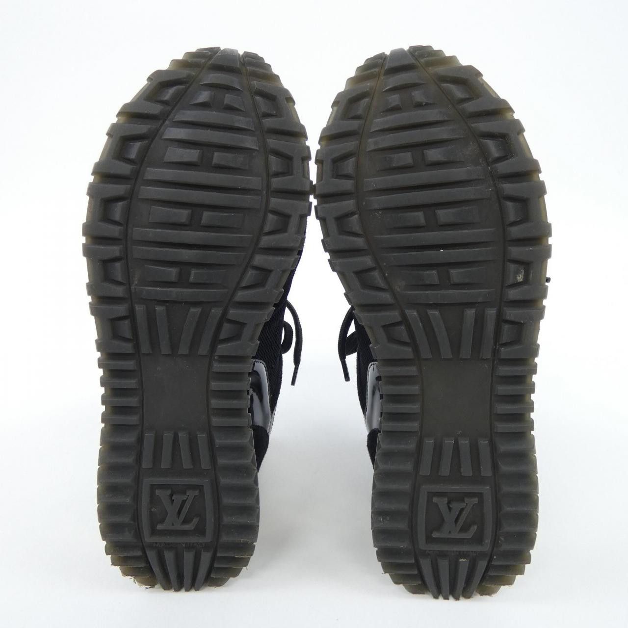 Louis Vuitton Louis Vuitton Louis Vuitton Run Away Line Suede Calf Leather Patent Monogram Canvas Sneakers Suede Shoes DUTY FREE for USA Size ONE SIZE - 4 Thumbnail