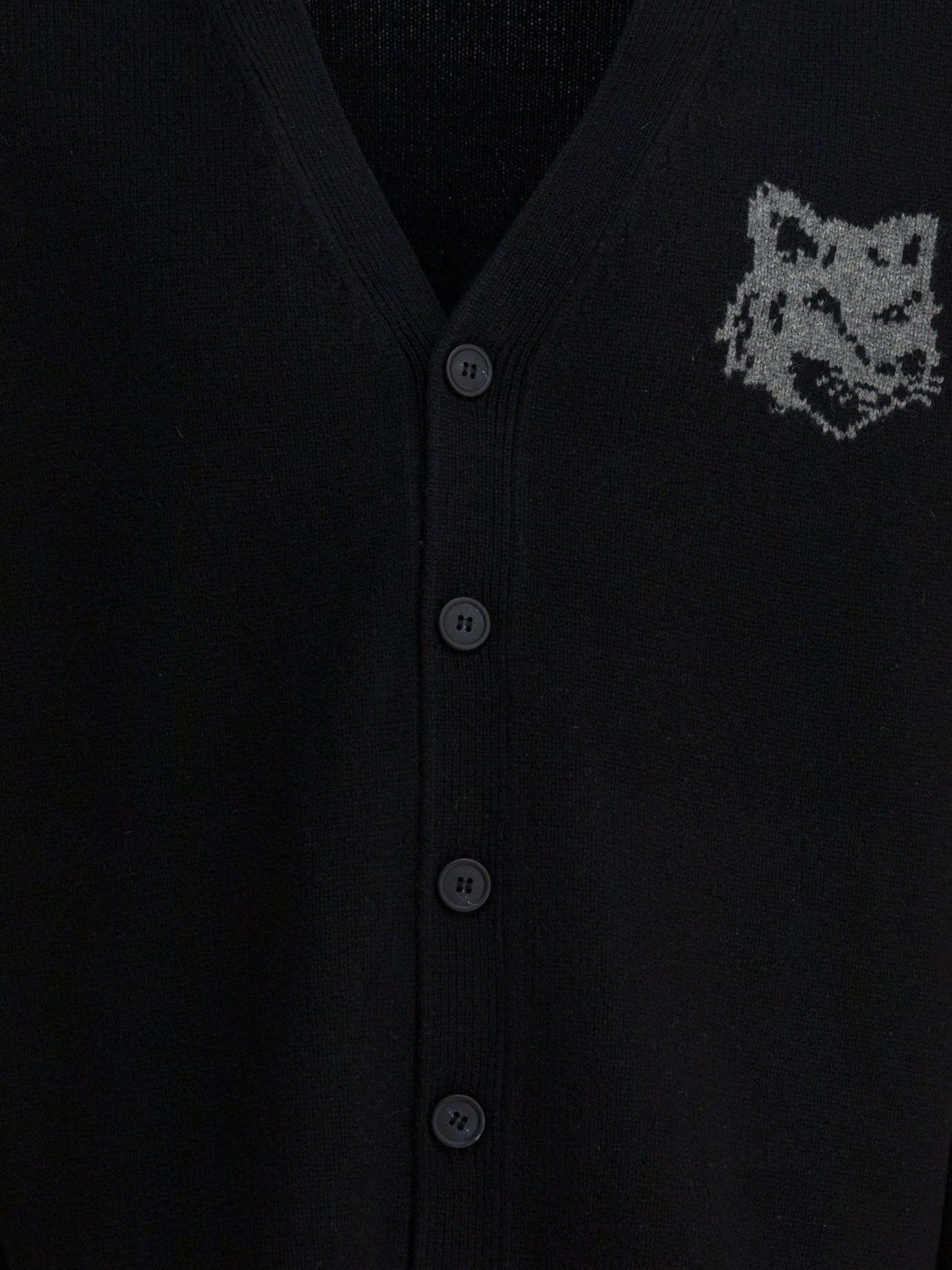 Maison Kitsune Maison Kitsune Fox Head Intarsia Merino Cardigan tag size L Men - USA Duties Paid Size US L / EU 52-54 / 3 - 3 Thumbnail