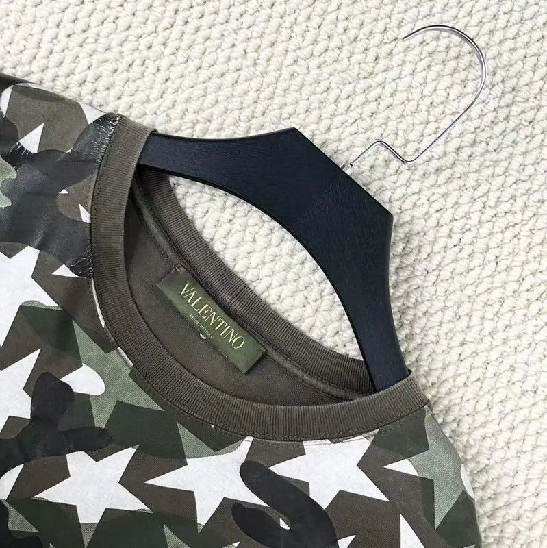 Valentino Valentino Camouflage Logo Short Sleeve T-shirt 0089 Size US S / EU 44-46 / 1 - 3 Thumbnail