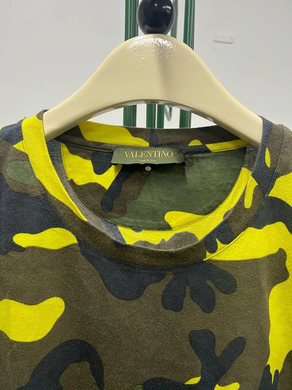 Valentino Valentino Camouflage Yellow Cotton T-Shirt 0089 Size US XL / EU 56 / 4 - 3 Thumbnail
