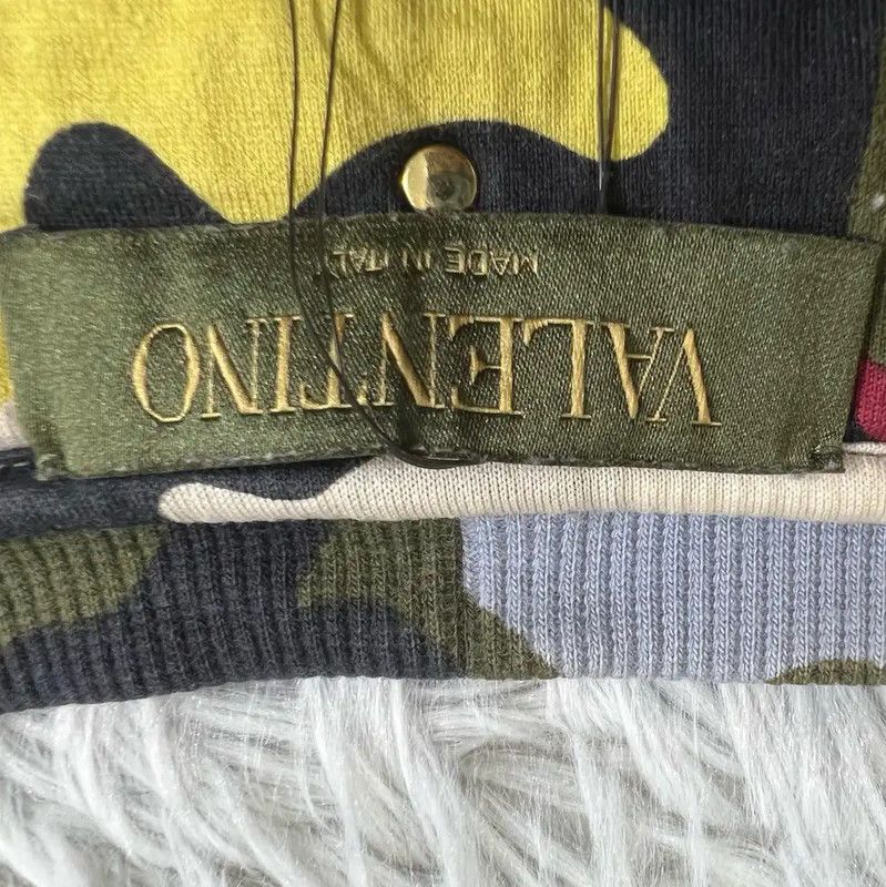 Valentino Valentino Camouflage Long Sleeve T-Shirt 0089 Size US S / EU 44-46 / 1 - 3 Thumbnail