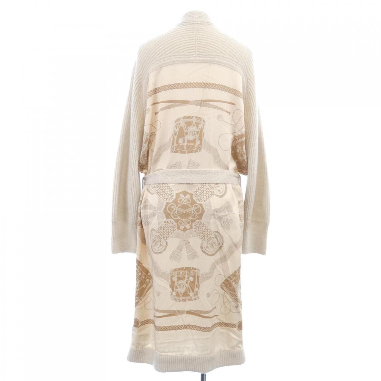 Hermes Hermes Hermes LES TAMBOURS FINESSE Twillene Long Cardigan Others Tops DUTY FREE for USA Size ONE SIZE - 2 Thumbnail