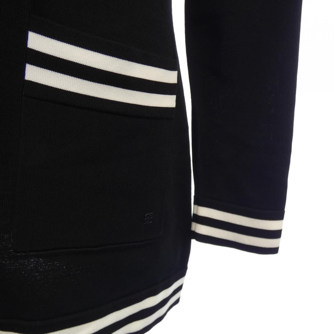 Other Other Carolina Herrera Cardigan Others Tops DUTY FREE for USA Size ONE SIZE - 6 Thumbnail