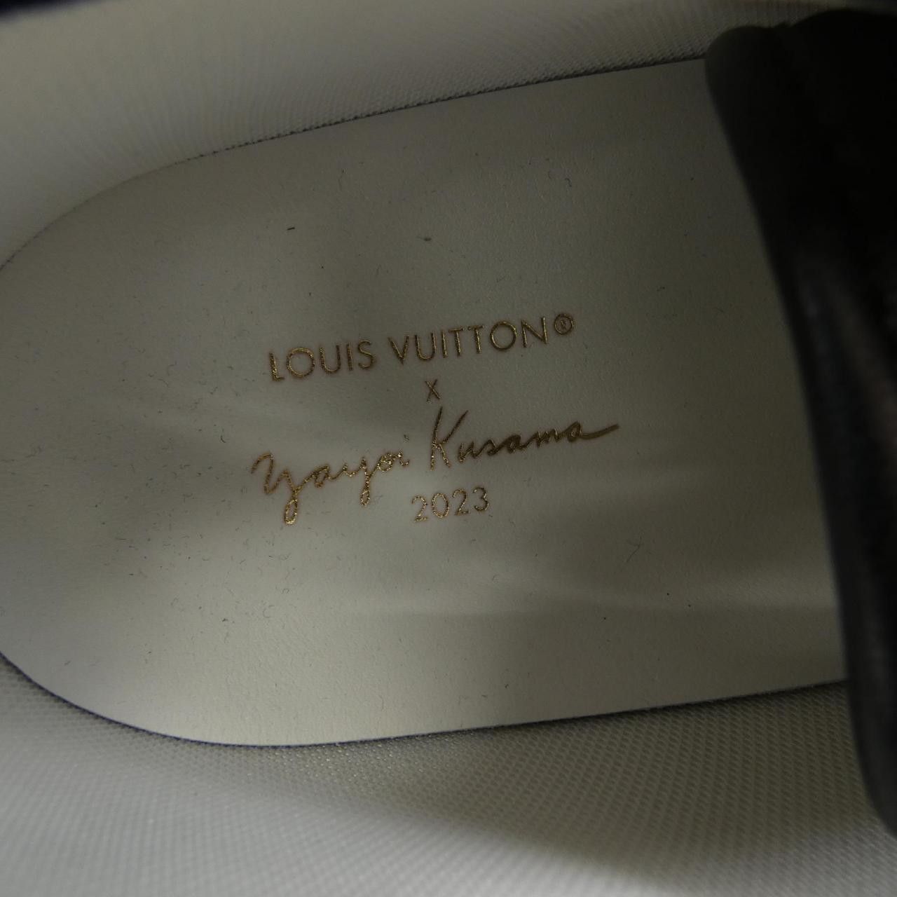 Louis Vuitton Louis Vuitton Louis Vuitton LV×YK LV Squad Line Sneakers Leather Shoes DUTY FREE for USA Size ONE SIZE - 6 Thumbnail