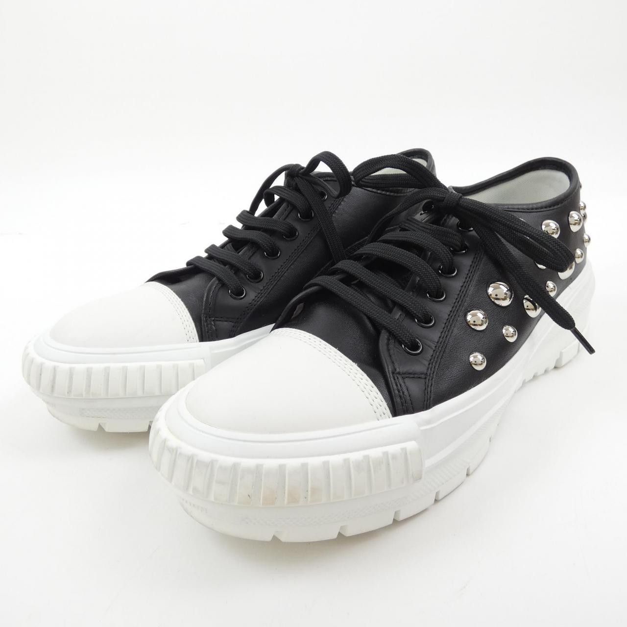 Louis Vuitton Louis Vuitton Louis Vuitton LV×YK LV Squad Line Sneakers Leather Shoes DUTY FREE for USA Size ONE SIZE - 3 Thumbnail