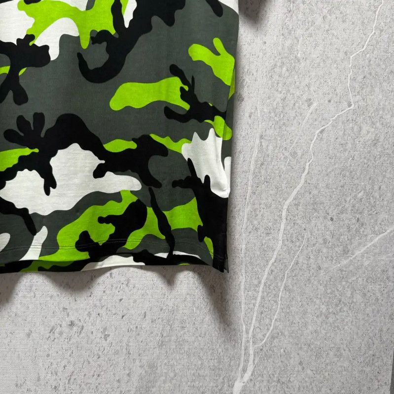 Valentino Valentino Multicolor Camouflage T-Shirt for Men 0089 Size US M / EU 48-50 / 2 - 7 Thumbnail