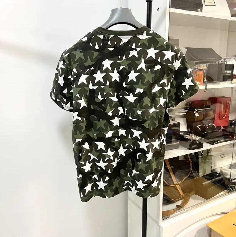 Valentino Valentino Camouflage Star Print Men's T-Shirt 0089 Size US S / EU 44-46 / 1 - 8 Thumbnail