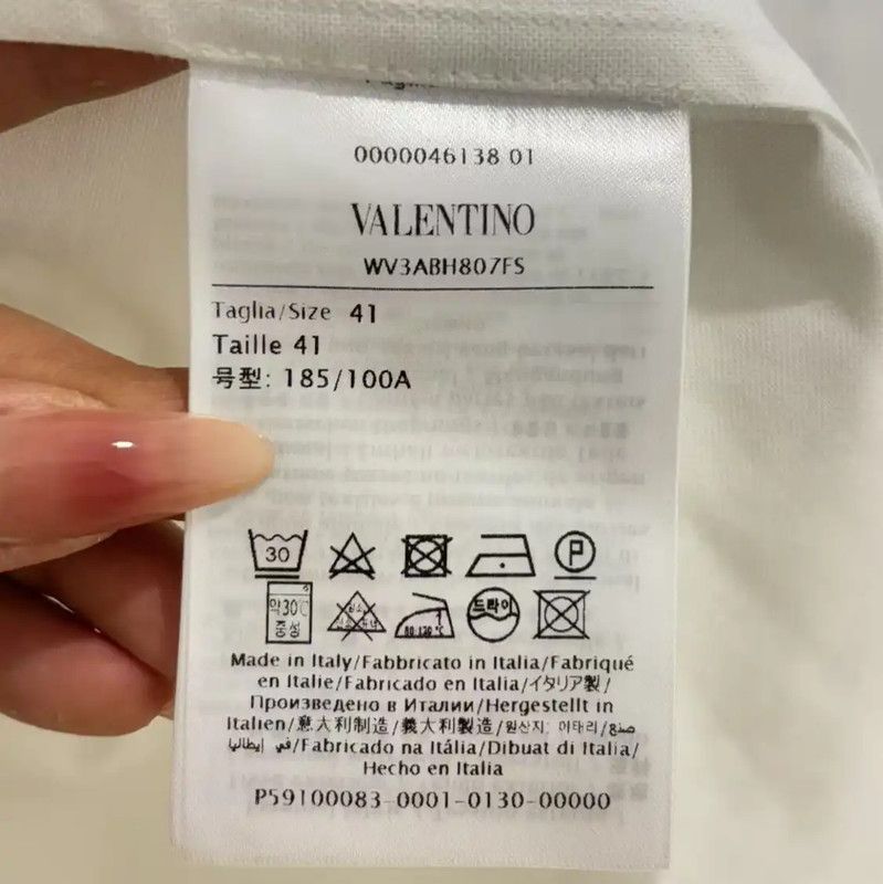 Valentino Valentino Long Sleeve Logo Shirt for Men 0089 Size US L / EU 52-54 / 3 - 5 Thumbnail