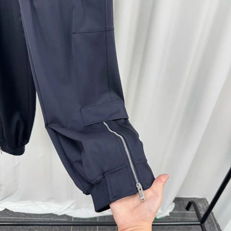 Valentino Valentino Men's Casual Pants in Navy Blue 0089 Size US 34 / EU 50 - 4 Thumbnail