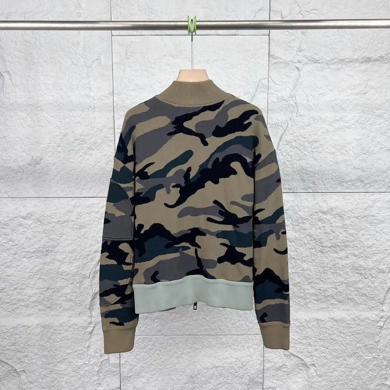 Valentino Valentino Camouflage Zip-Up Jacket for Men 0089 Size US S / EU 44-46 / 1 - 2 Thumbnail