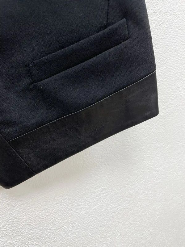 Neil Barrett NeIL Barrett Black Sleeveless Jacket for Men 0089 Size US S / EU 44-46 / 1 - 4 Thumbnail