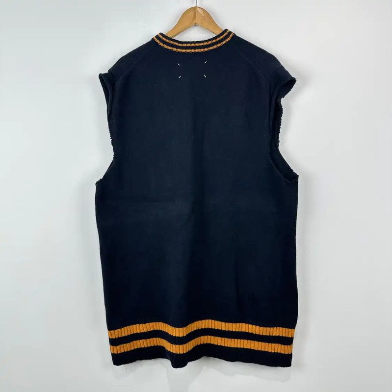 Maison Margiela Maison Margiela Blue Wool Sleeveless Sweater 0089 Size US M / EU 48-50 / 2 - 2 Thumbnail