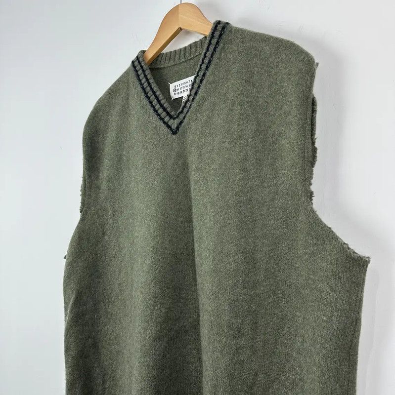 Maison Margiela Maison Margiela Green Wool Sleeveless Pullover 0089 Size US L / EU 52-54 / 3 - 4 Thumbnail