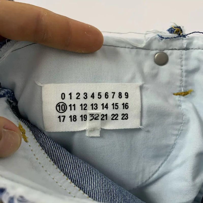 Maison Margiela Maison Margiela Blue Casual Pants for Men 0089 Size US 30 / EU 46 - 3 Thumbnail