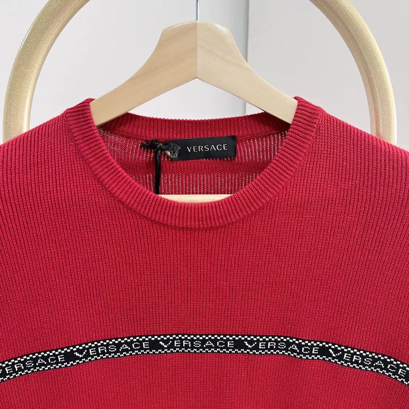 Versace Versace Red Long Sleeve Sweater for Men 0089 Size US XS / EU 42 / 0 - 3 Thumbnail