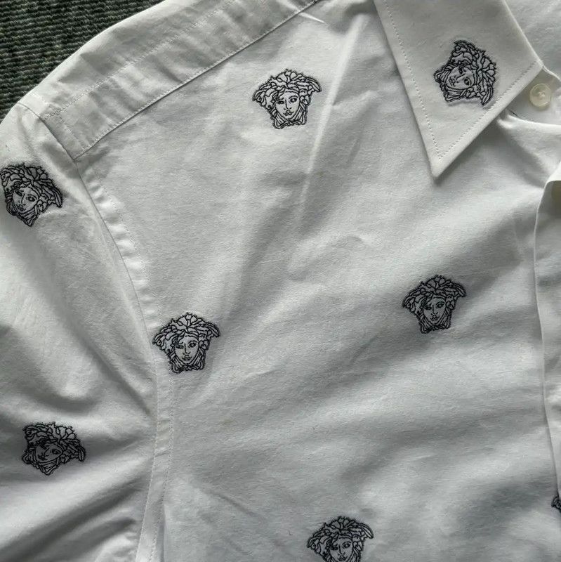 Versace Versace White Long Sleeve Embroidered Shirt 0089 Size US S / EU 44-46 / 1 - 4 Thumbnail