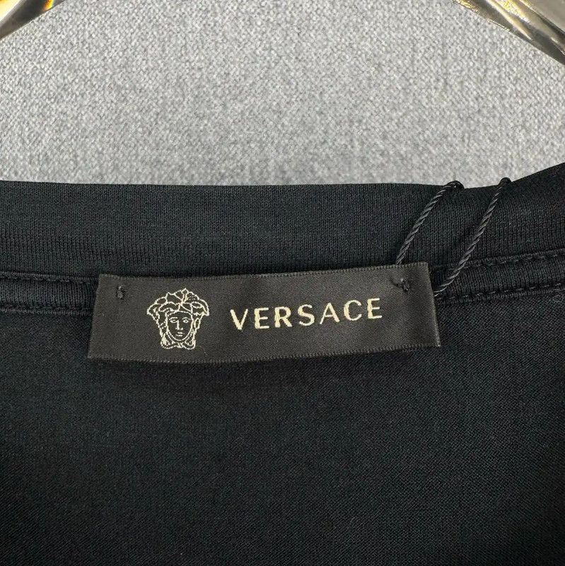 Versace Versace Black Men's T-Shirt with Graphic Design 0089 Size US L / EU 52-54 / 3 - 4 Thumbnail