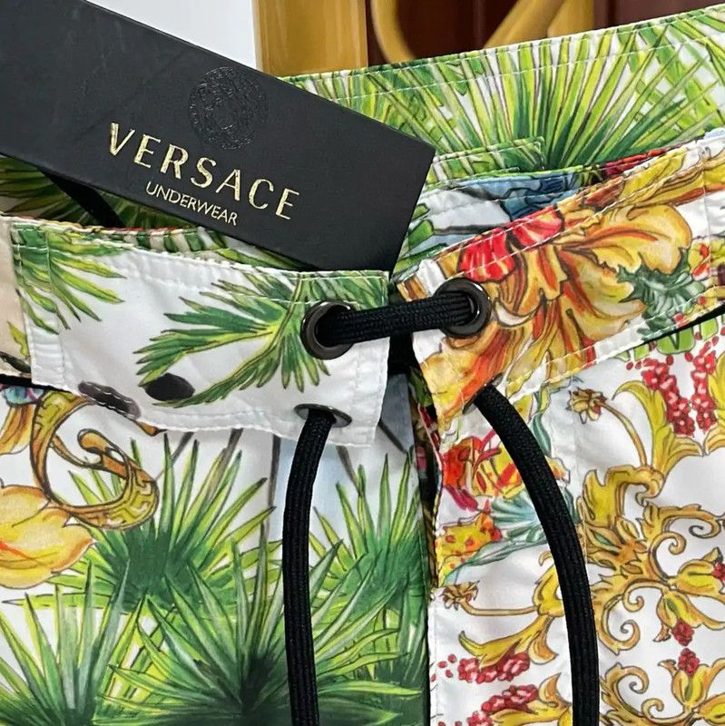 Versace Versace Colorful Men's Shorts 0089 Size US 31 - 2 Thumbnail
