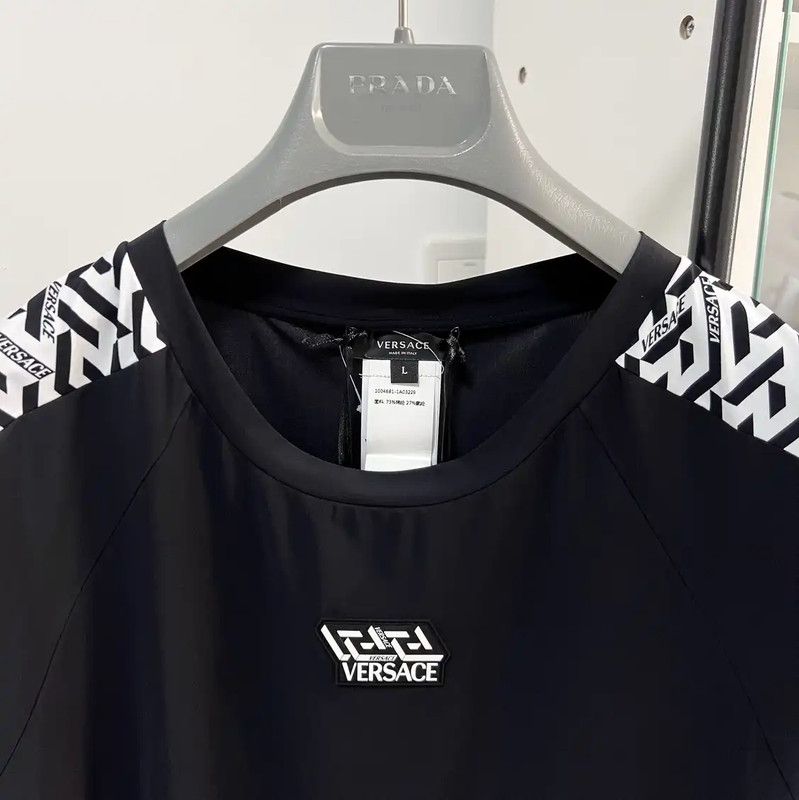 Versace Versace Black Summer Short Sleeve T-Shirt 0089 Size US L / EU 52-54 / 3 - 2 Thumbnail