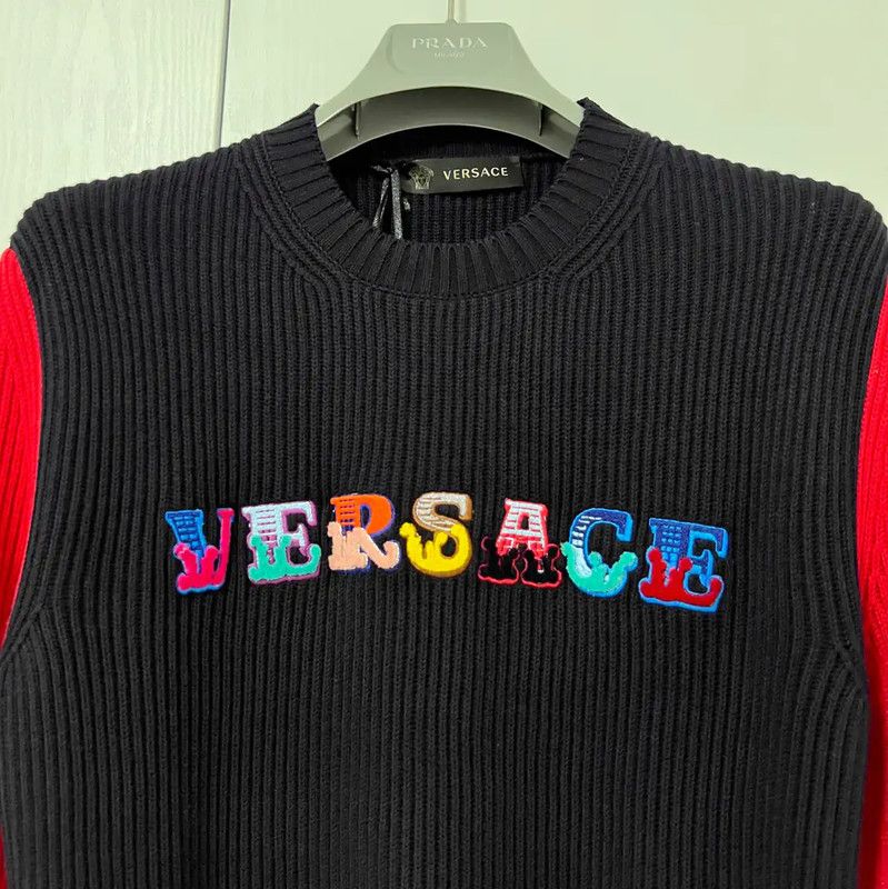 Versace Versace Knit Pullover with Embroidery 0089 Size US S / EU 44-46 / 1 - 2 Thumbnail