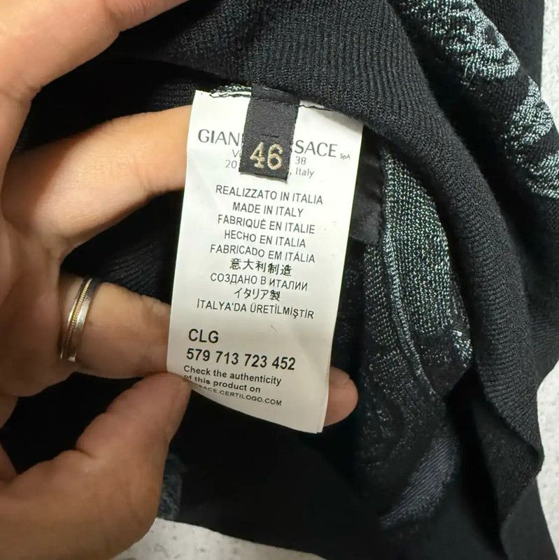 Versace Versace Black Wool Embroidered Pullover Sweater 0089 Size US S / EU 44-46 / 1 - 5 Thumbnail