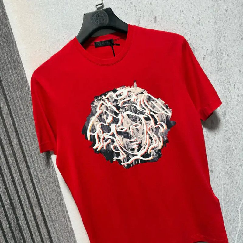 Versace Versace Men's Red Cotton Logo T-Shirt 0089 Size US M / EU 48-50 / 2 - 6 Thumbnail