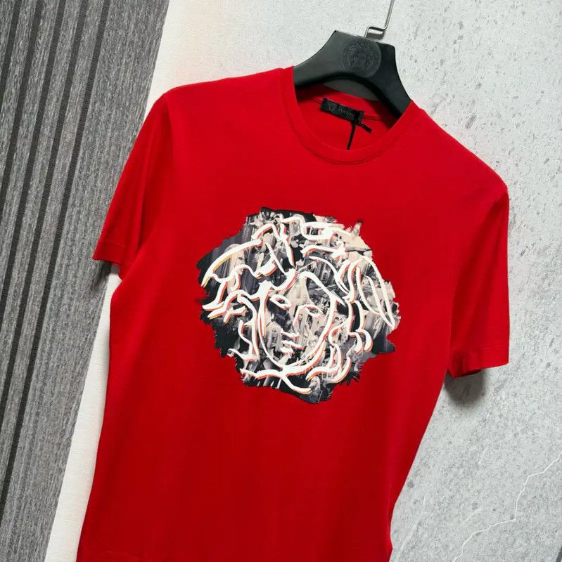 Versace Versace Men's Red Cotton Logo T-Shirt 0089 Size US M / EU 48-50 / 2 - 7 Thumbnail