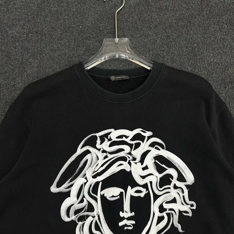 Versace Versace Black Cotton Graphic Long Sleeve Sweatshirt 0089 Size US XL / EU 56 / 4 - 4 Thumbnail