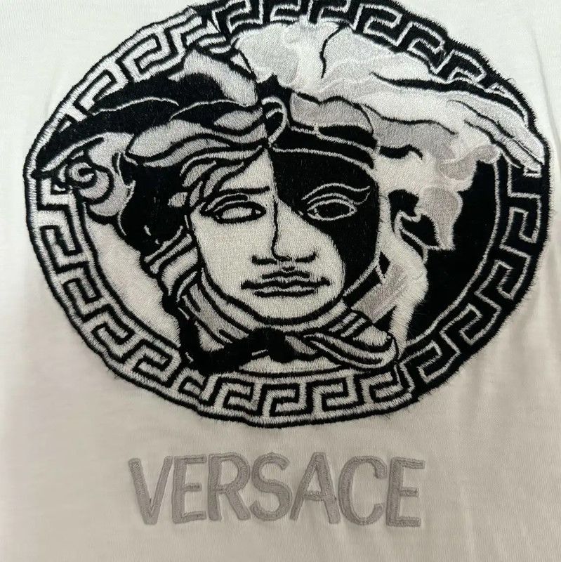 Versace Versace White Embroidered Logo T-Shirt Size L 0089 Size US L / EU 52-54 / 3 - 3 Thumbnail