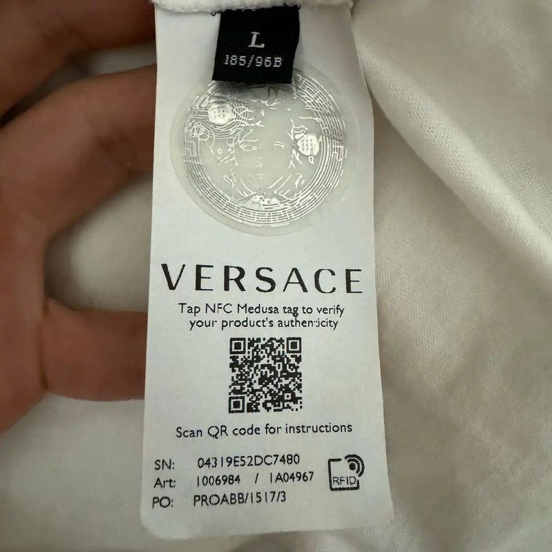 Versace Versace White Embroidered Logo T-Shirt Size L 0089 Size US L / EU 52-54 / 3 - 4 Thumbnail