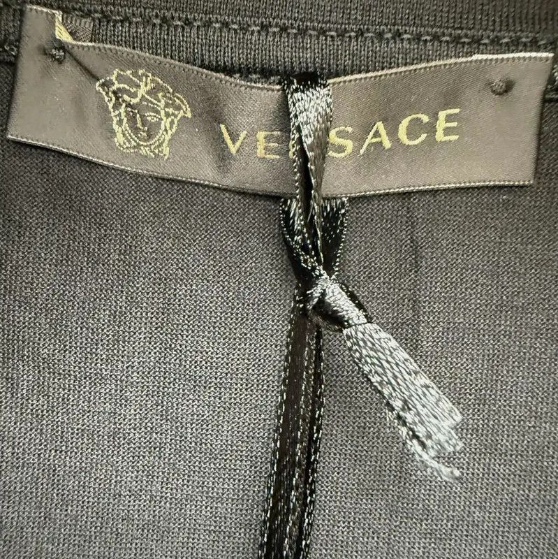Versace Versace Black Printed Cotton T-Shirt for Men 0089 Size US S / EU 44-46 / 1 - 3 Thumbnail