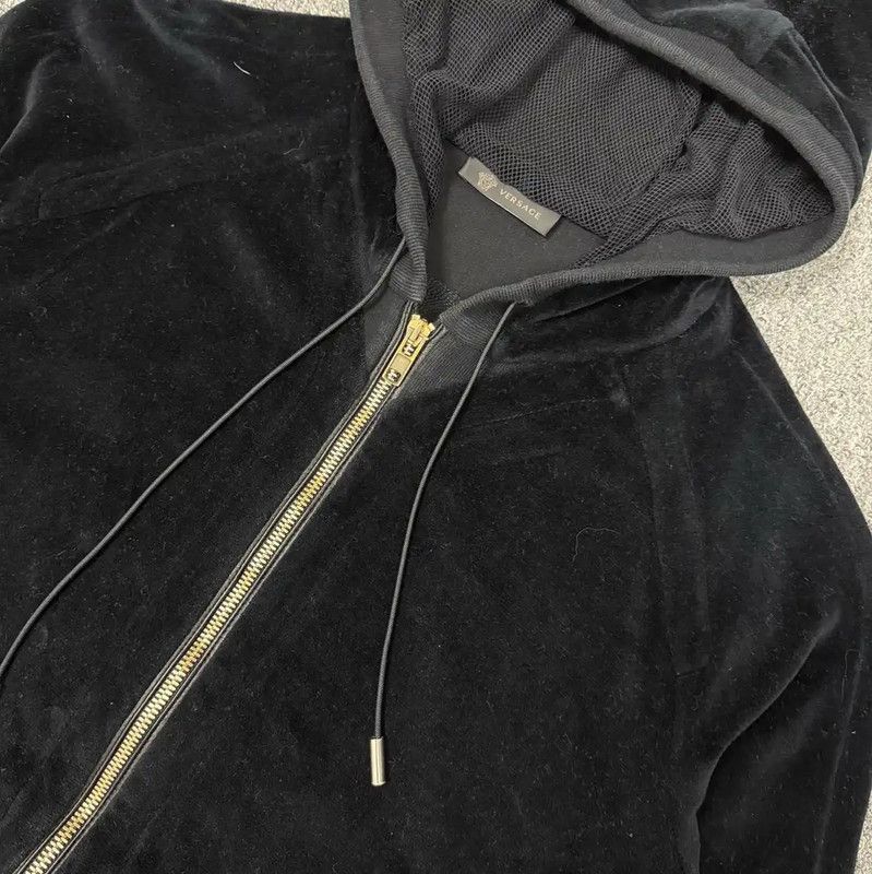 Versace Versace Black Velvet Hoodie for Men 0089 Size US XS / EU 42 / 0 - 3 Thumbnail