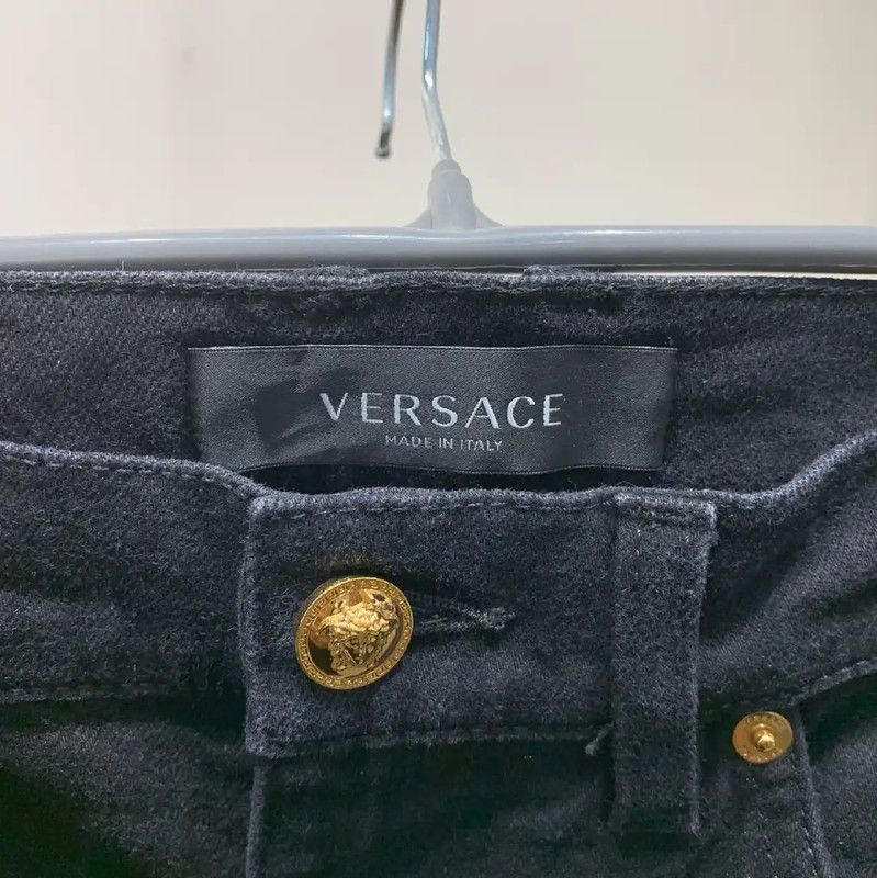 Versace Versace Black Denim Casual Pants for Men 0089 Size US 44 / EU 60 - 6 Thumbnail
