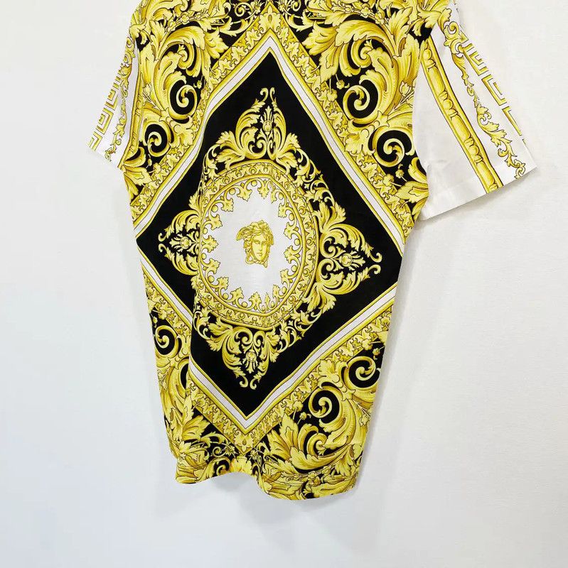 Versace Versace Short Sleeve Cotton Print T-Shirt 0089 Size US S / EU 44-46 / 1 - 3 Thumbnail