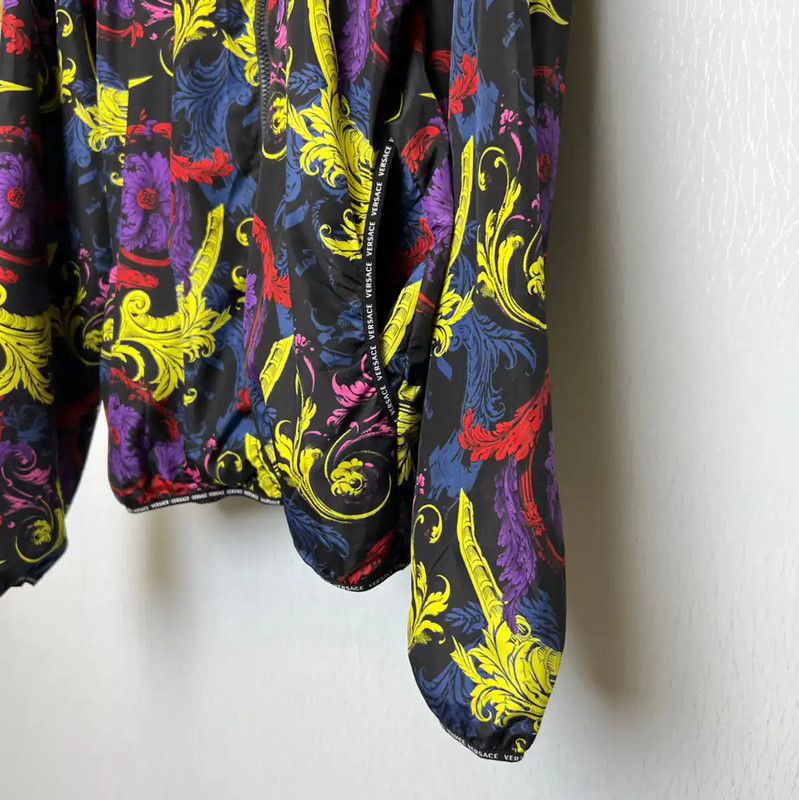 Versace Versace Spring Autumn Multicolor Long Sleeve Jacket 0089 Size US S / EU 44-46 / 1 - 7 Thumbnail