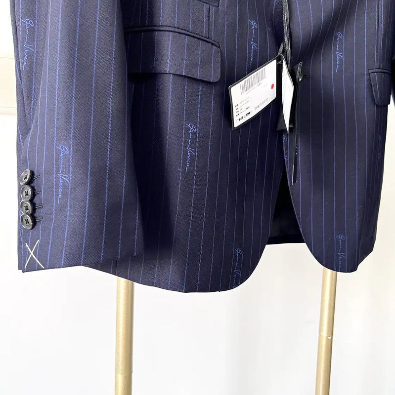 Versace Men's Long Sleeve Wool Blazer in Navy 0089
